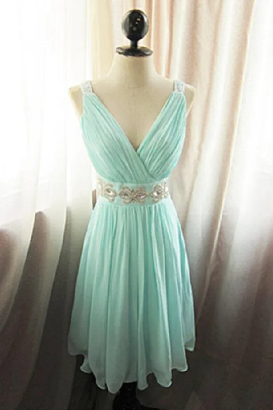 V-neck Mint Chiffon Cute Short Beaded Homecoming Dress With Straps K492