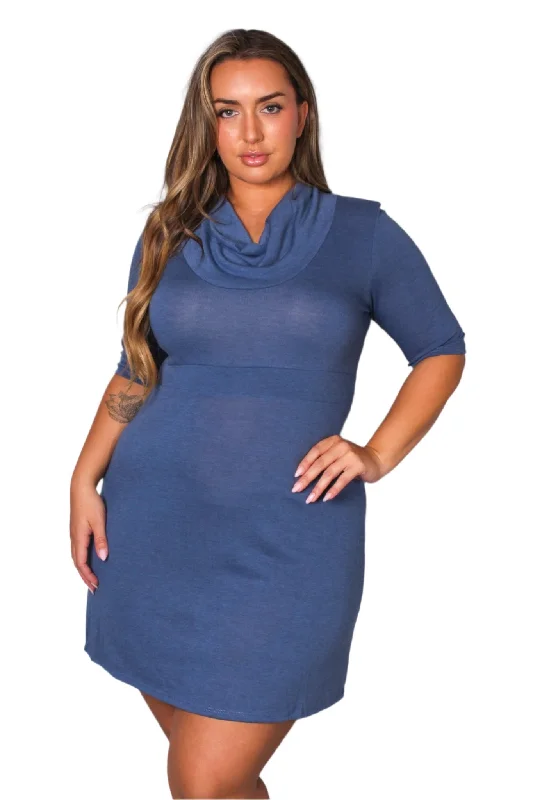 Women's Plus Long Sleeve Scoop Neck Mini Dress